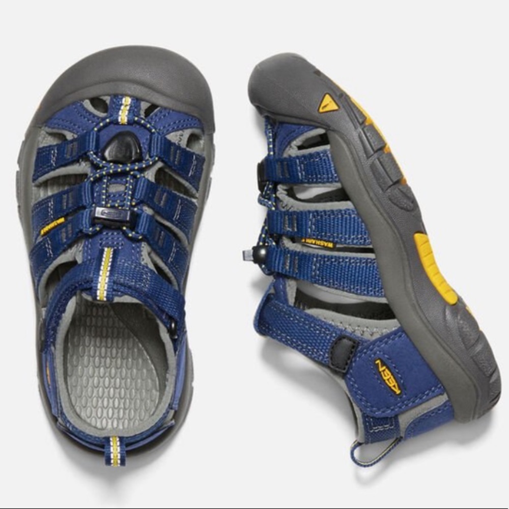Keen Newport H2 Kids Shoes Sandals Closed Toe Elastic Velcro Shoes
